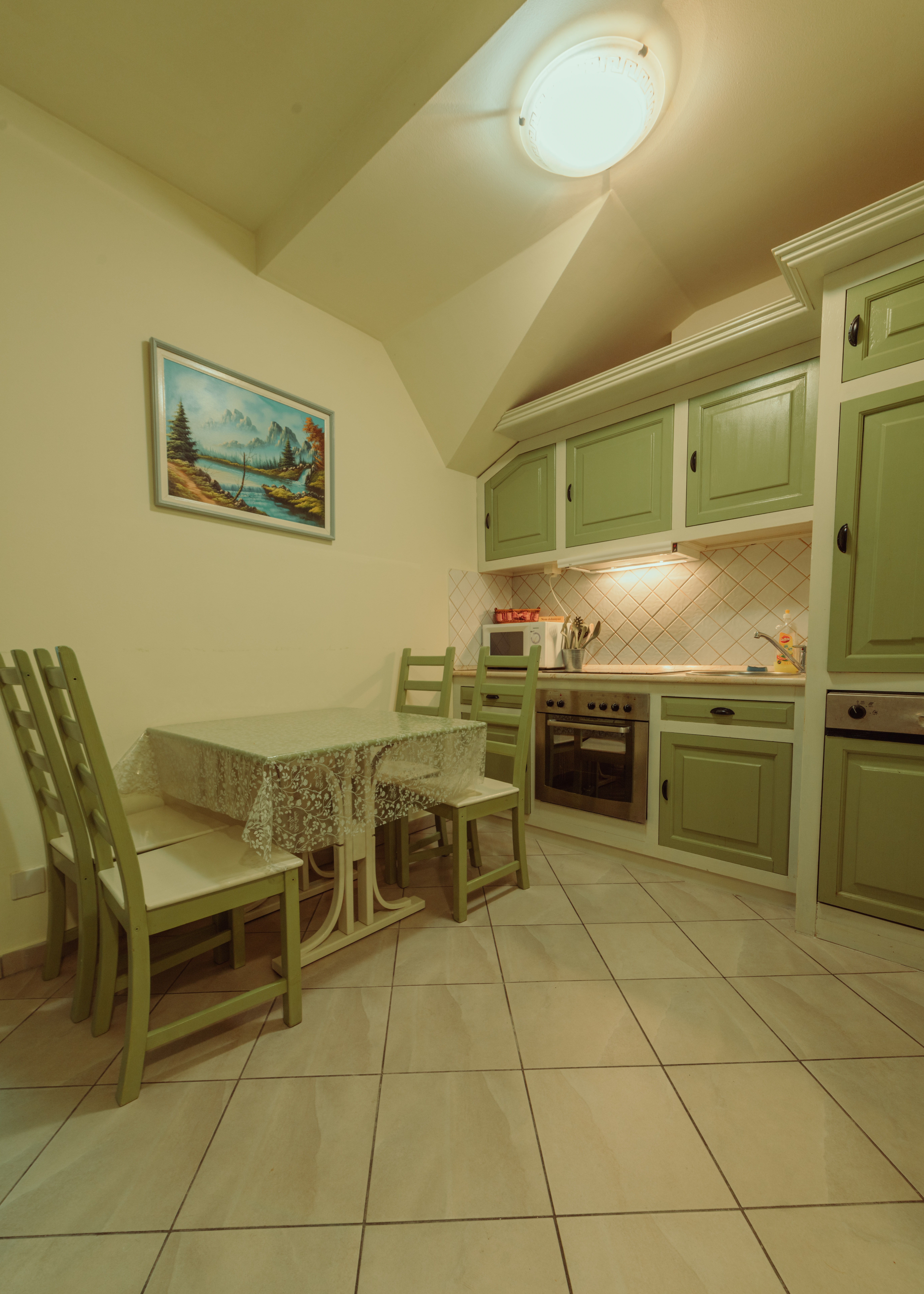 Hatszemélyes apartman